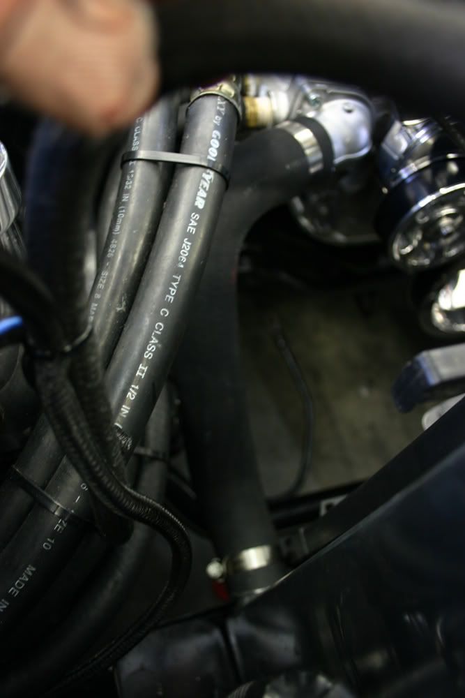 LS Radiator hose routing